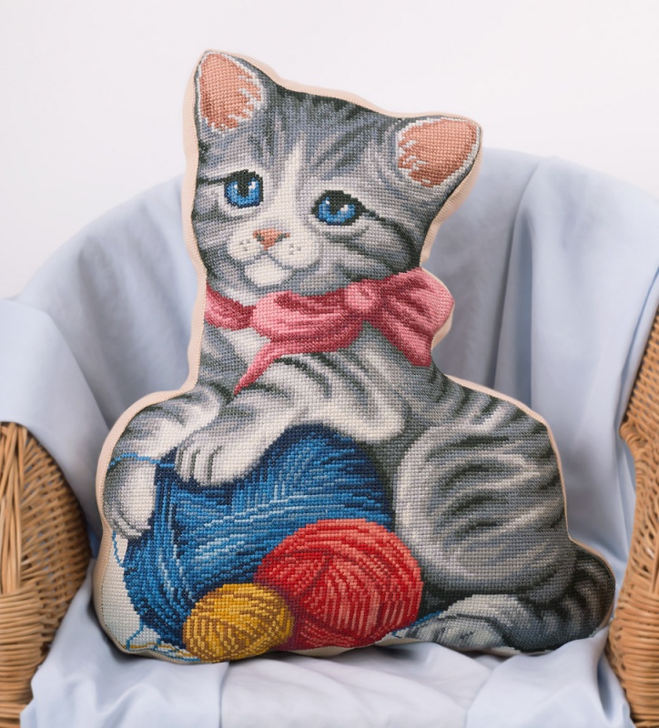 Вышивка крестом PANNA "Подушка Мой котенок" мулине 35,5*42,5см ПД-1884														