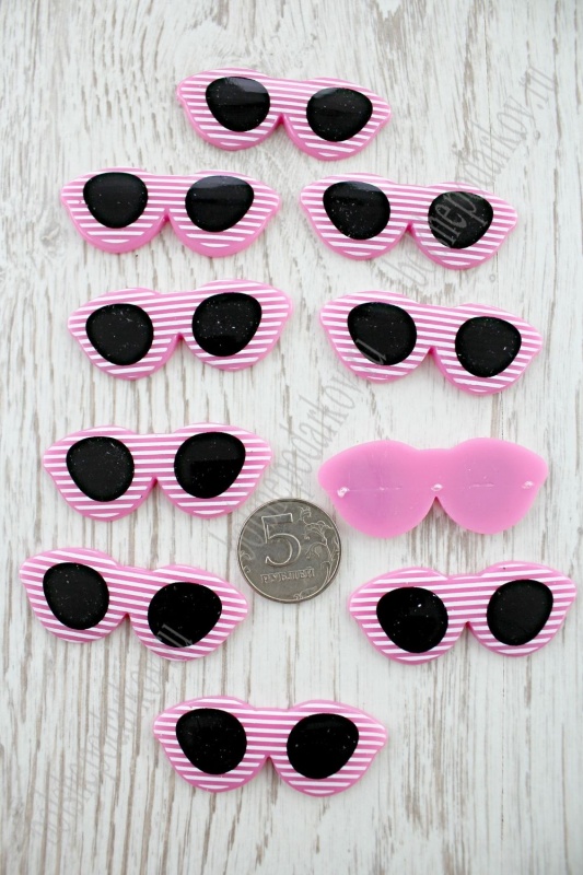 Очки для кукол со стеклом черный, пластик розовый в полоску 5.5*2,3см 304-125/SF-2153														