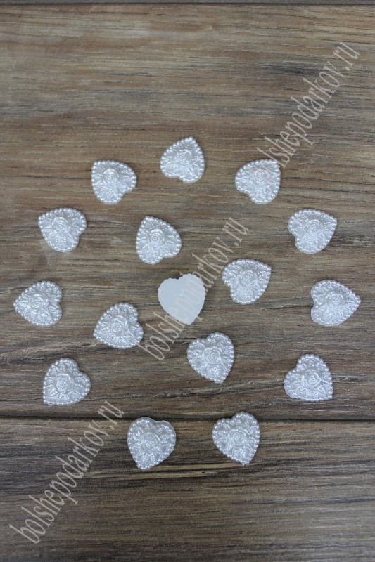 Кабошоны Сердце 18мм пластик белый за 1шт  Sadaf 255-627/SF-702														